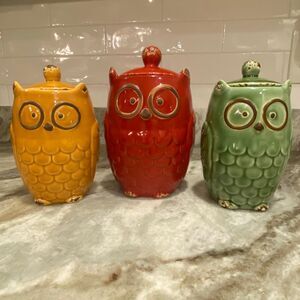 Rustic Style Owl Canister Jar Set Of 3 Ceramic Red Yellow Green with Lids
